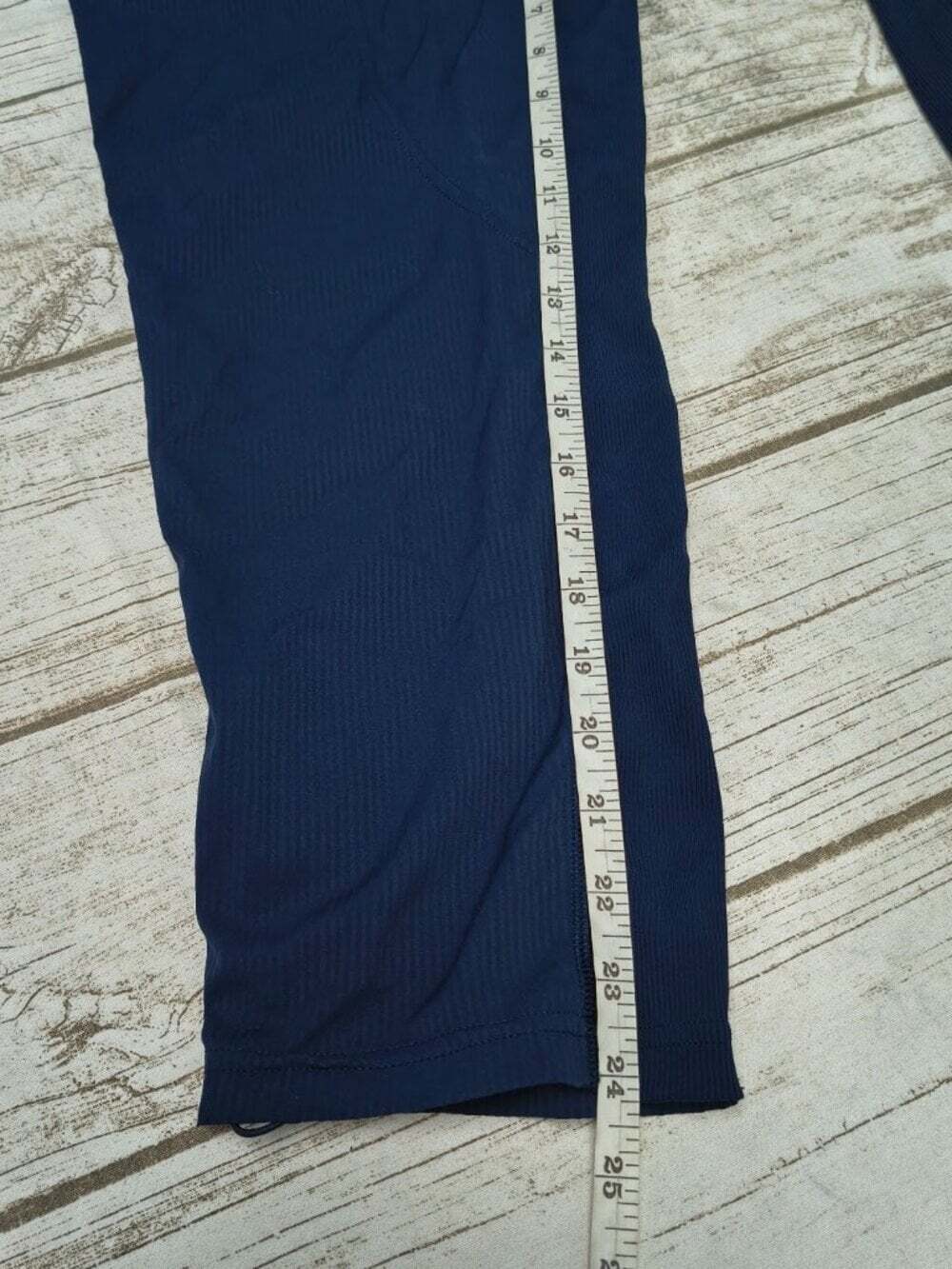 Lululemon Dance Studio Pant Size 6 Navy Blue Mid Rise Cinch Hem Lightweight Crop - Picture 4 of 7